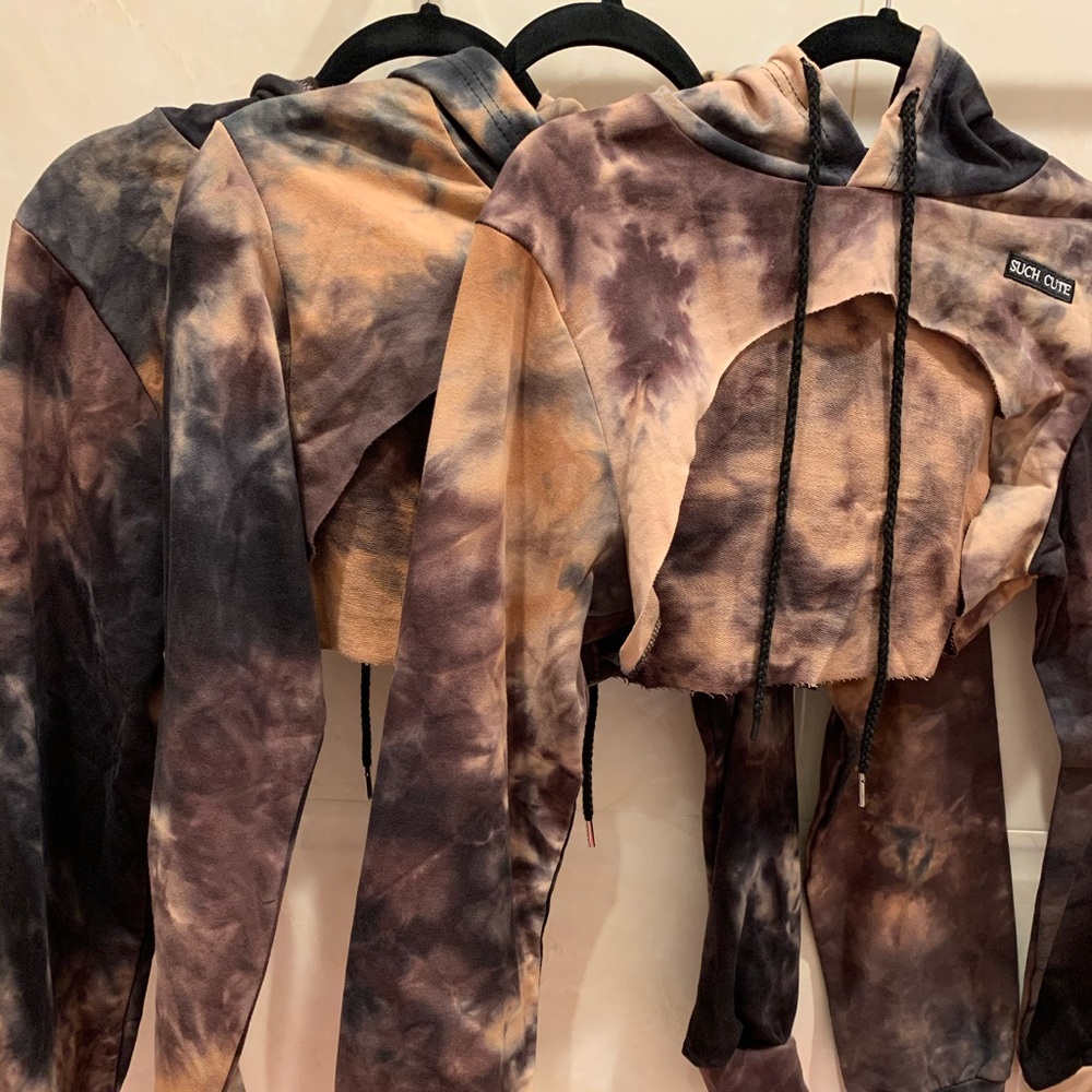 Tie dye crop sweater